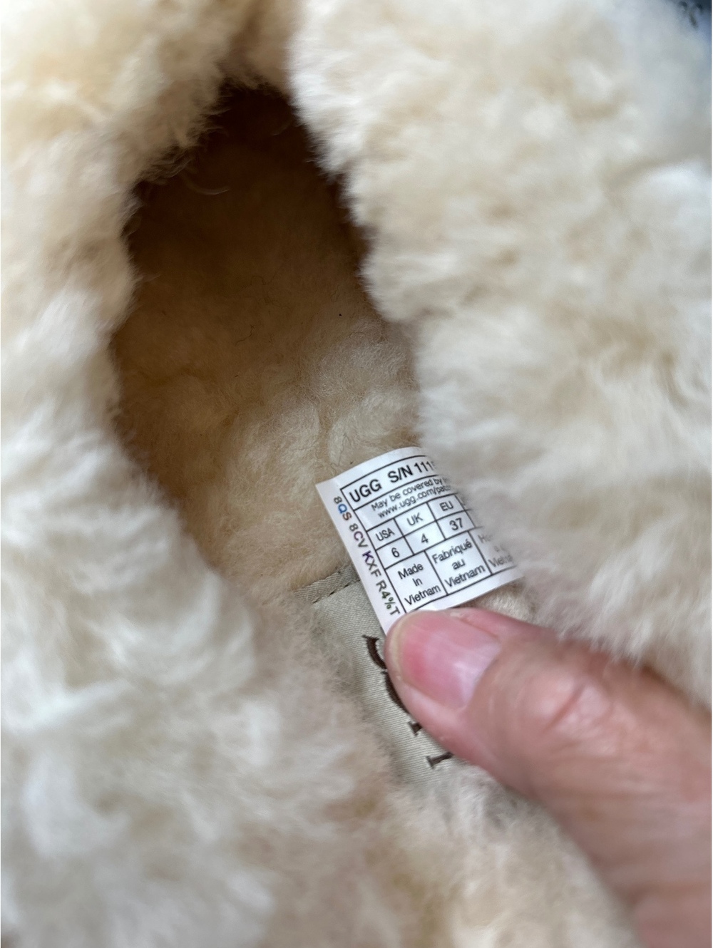 Uggs Tazzelle Scuff/Slipper New Size 6 women Sand Color - Picture 3 of 6